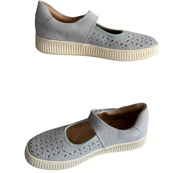 White Mountain Shoes - NWT White Mountain Mary Jane Sneakers Double Round Toe Size 7 Suede NEW